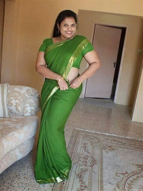 sexy indian auntys|Free Desi Aunty In Saree Hot Photos